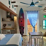 Sunday Estate Exclusive Affittacamere 3*