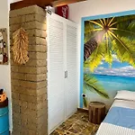 Sunday Estate Exclusive Affittacamere