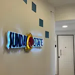 Sunday Estate Exclusive 3* Pompei