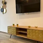 Sunday Estate Exclusive