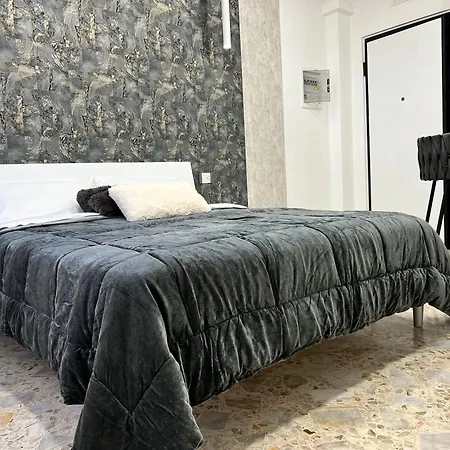 Sunday Estate Exclusive Πανσιόν