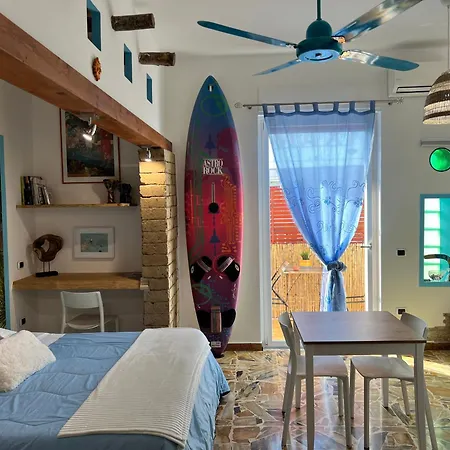 Sunday Estate Exclusive 게스트하우스 4*