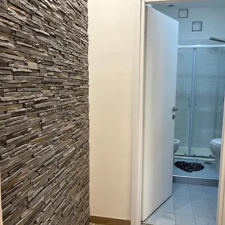 Sunday Estate Exclusive 게스트하우스 4*