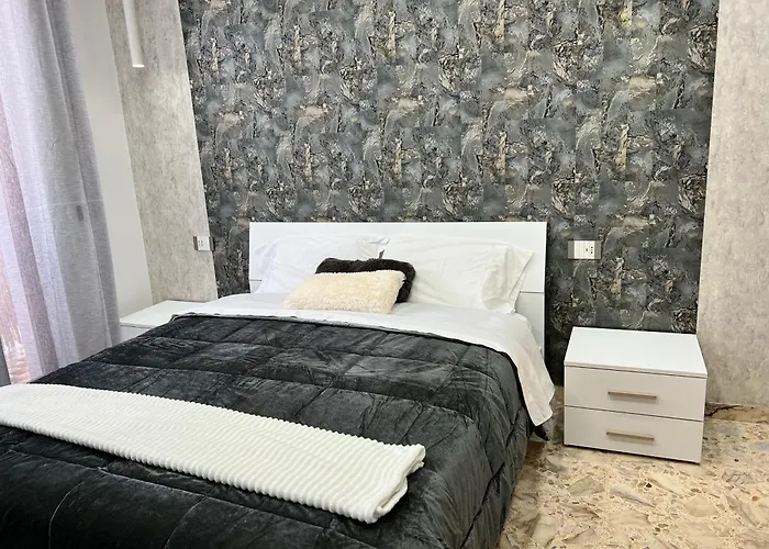 Sunday Estate Exclusive 庞贝