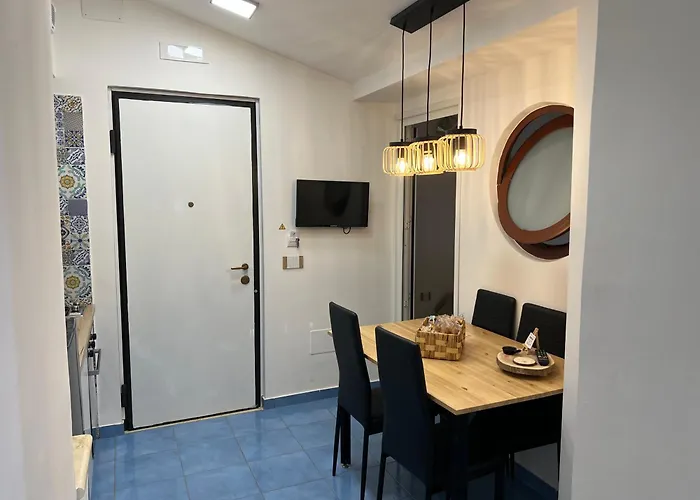 Sunday Estate Exclusive 4* Pompei