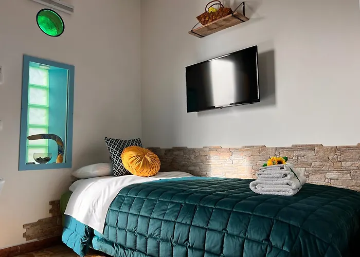 Sunday Estate Exclusive